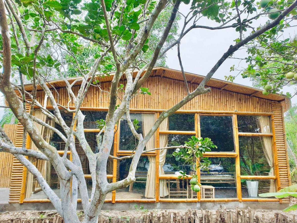 Hide Away Bungalows In Ben Tre City ภายนอก รูปภาพ