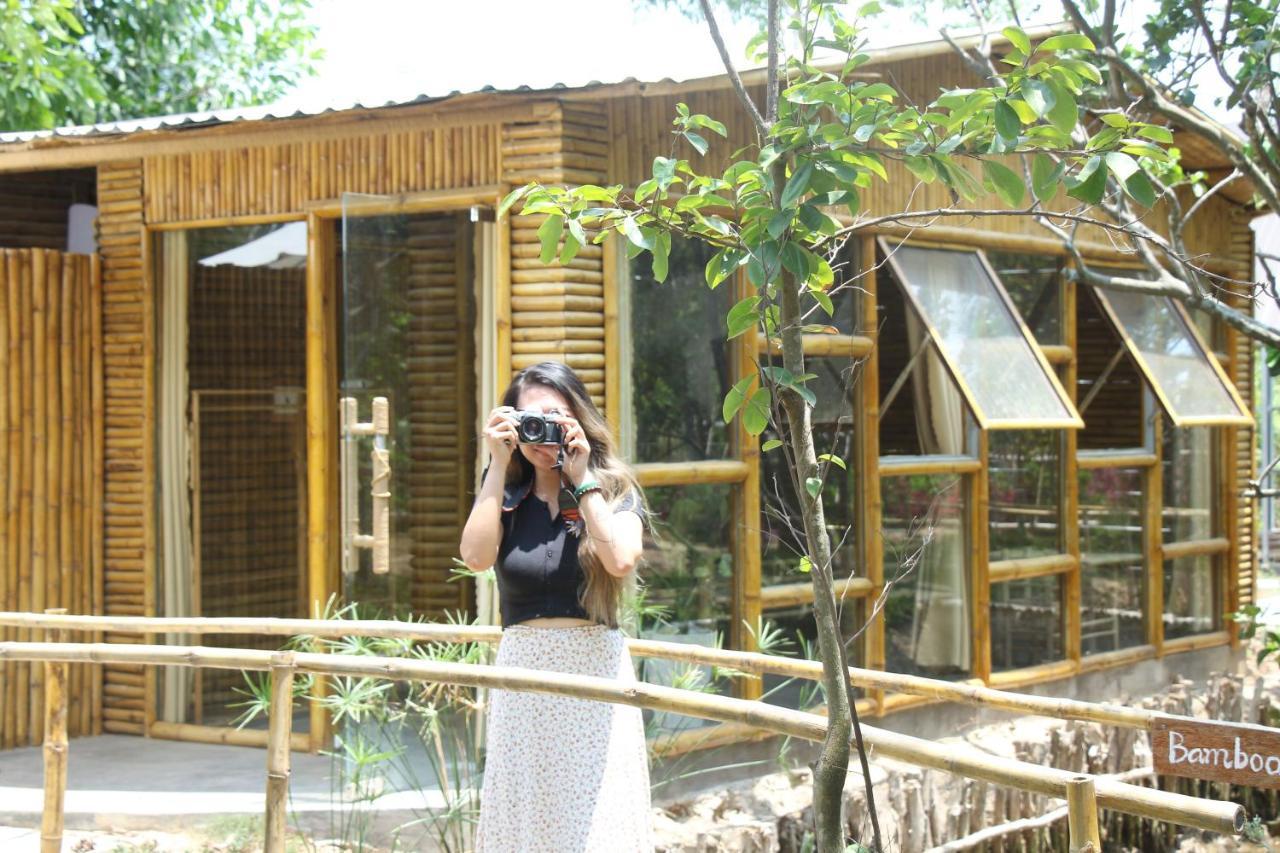 Hide Away Bungalows In Ben Tre City ภายนอก รูปภาพ