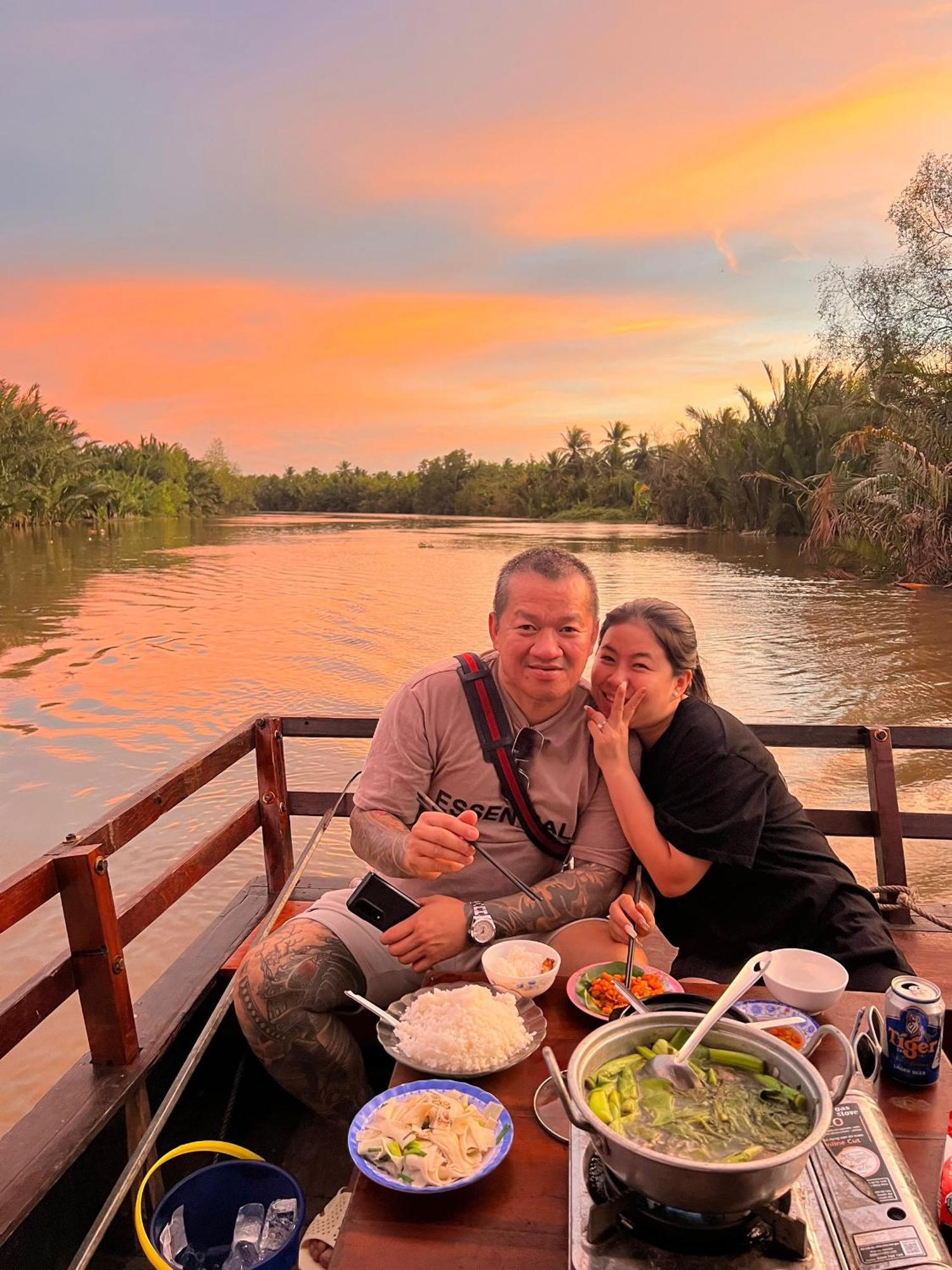 Hide Away Bungalows In Ben Tre City ภายนอก รูปภาพ