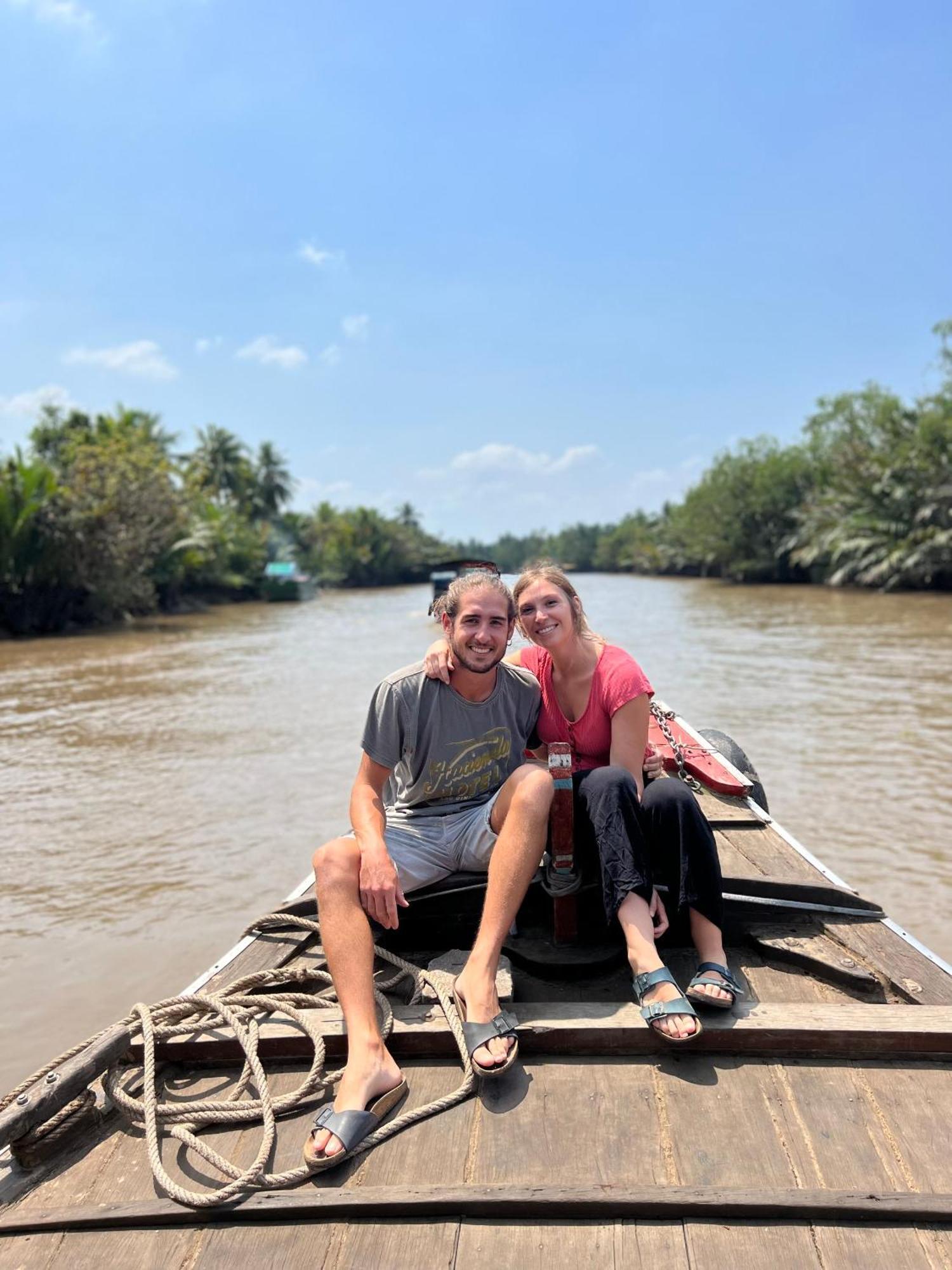 Hide Away Bungalows In Ben Tre City ภายนอก รูปภาพ