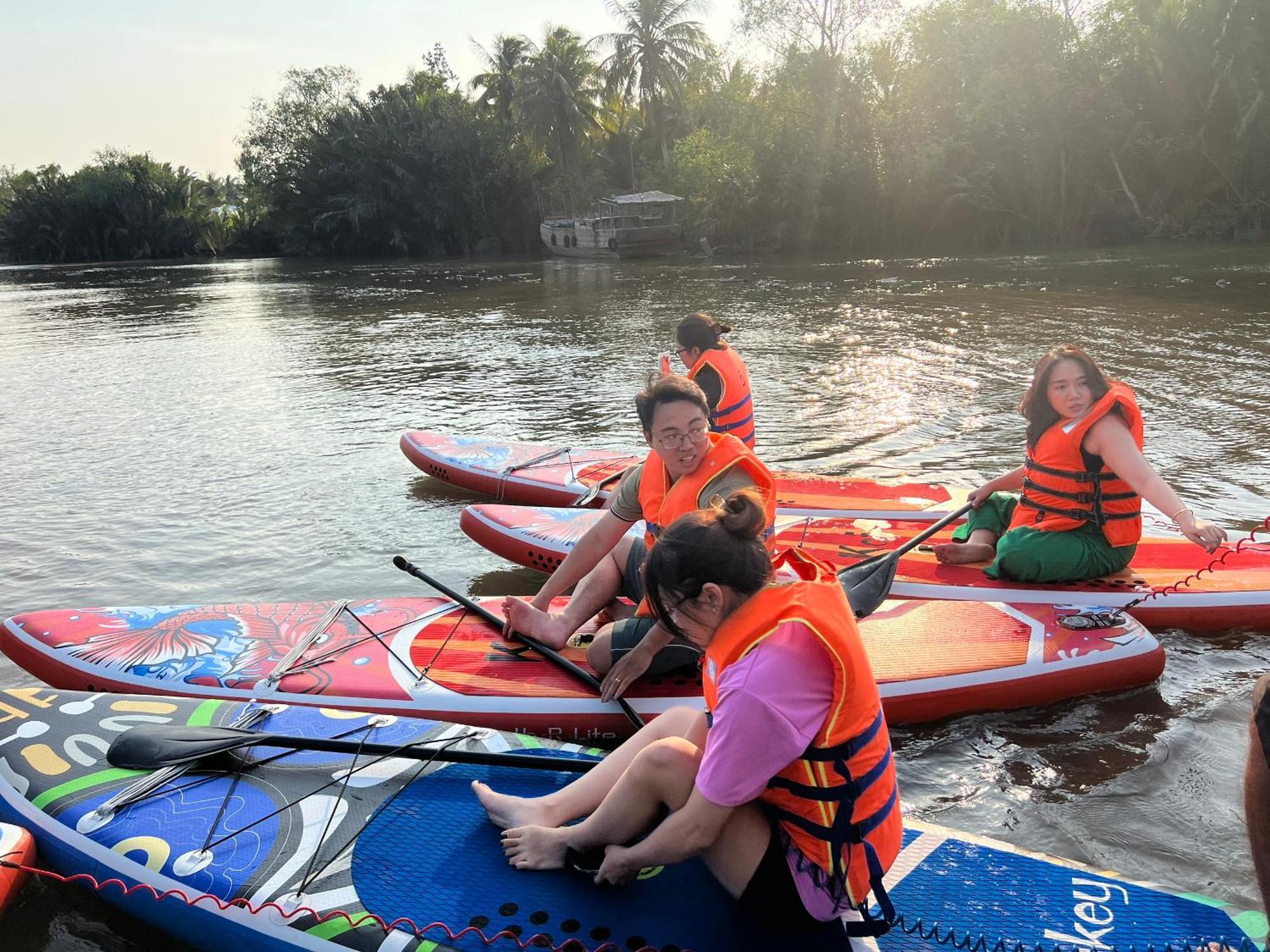 Hide Away Bungalows In Ben Tre City ภายนอก รูปภาพ
